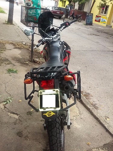 vendo yamaha xtz 250 2013 con accesorios varios, cubiertas nuevas, bi-xenon, negociable, 54.000km, lista para viajar.-