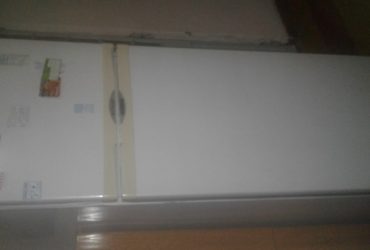 se vende heladera con freezer marca marshallmarshall tropical en excelente estado