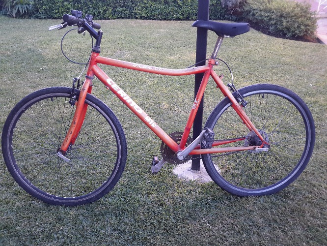 vendo bicicleta llantas de aluminio doble pared y cierre rápido
