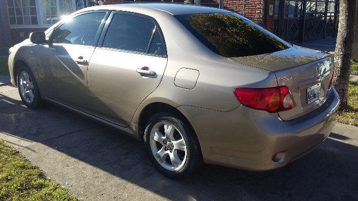 vendo toyota corolla 2011 xei – kms 83000