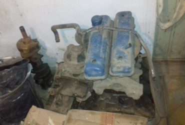 motor ford v8 fase 2. 120 km de fábrica, con faltantes (carter, burro y alternador). se vende entero para armar o repuestos.