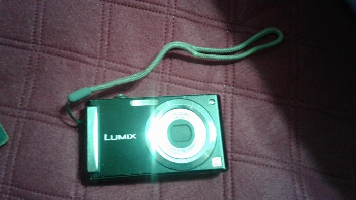 Vendo cámara digital  lumix poco uso