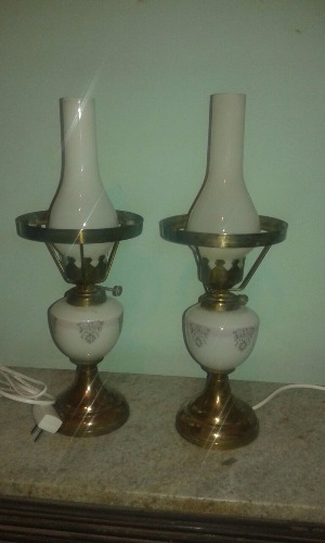 vendo veladores estilos coloniales