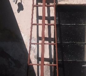 escalera de 3 metros de caño estructural reforzado