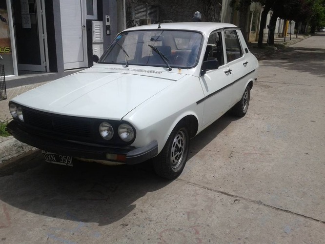 vendo renault 12 modelo 89 con nafta/gnc. papeles al dia. consultas al 3471619745 por whatsapp
