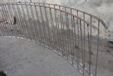 vendo rejas de hierro protectoras para piscinas en muy buen estado 20 metros lineales aproximadamente.$ 6.500 negociable