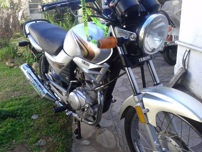 yamaha 125 ybr 2011 en muy buen estado lista para transferir tomaria moto menor valor