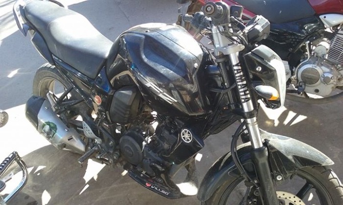 permuto x titan mod nuevo o algun xtz.. pongo diferencia en efectivo! la moto es mod 2013.. con 28 mil km.. cualquier cosa manden al wsp!
