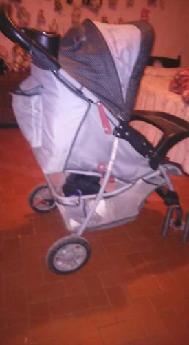 vendo coche cuna bebesit en muy buen estado.