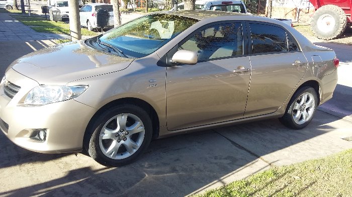 vendo toyota corolla 2011 xei – kms 83000