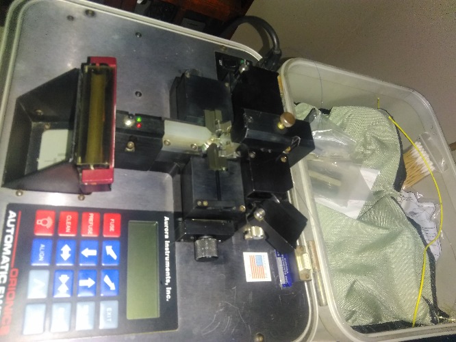 instalamos redes de fibra optica industrial en todo el país. amplia experiencia. fusiones. armado de racks y backbone. redes seguras de alta velocidad