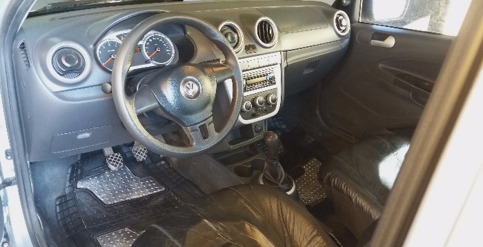 saveiro 2012, impecable, 60.000kms reales, enganche original bracco, fundas interiores, y alfombras nuevas