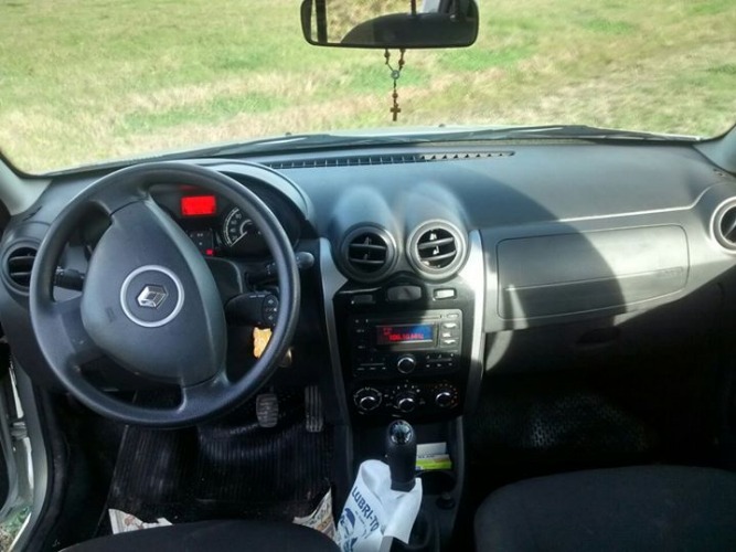 vendo sandero 1.6 2013 primera mano – 80.000 km –