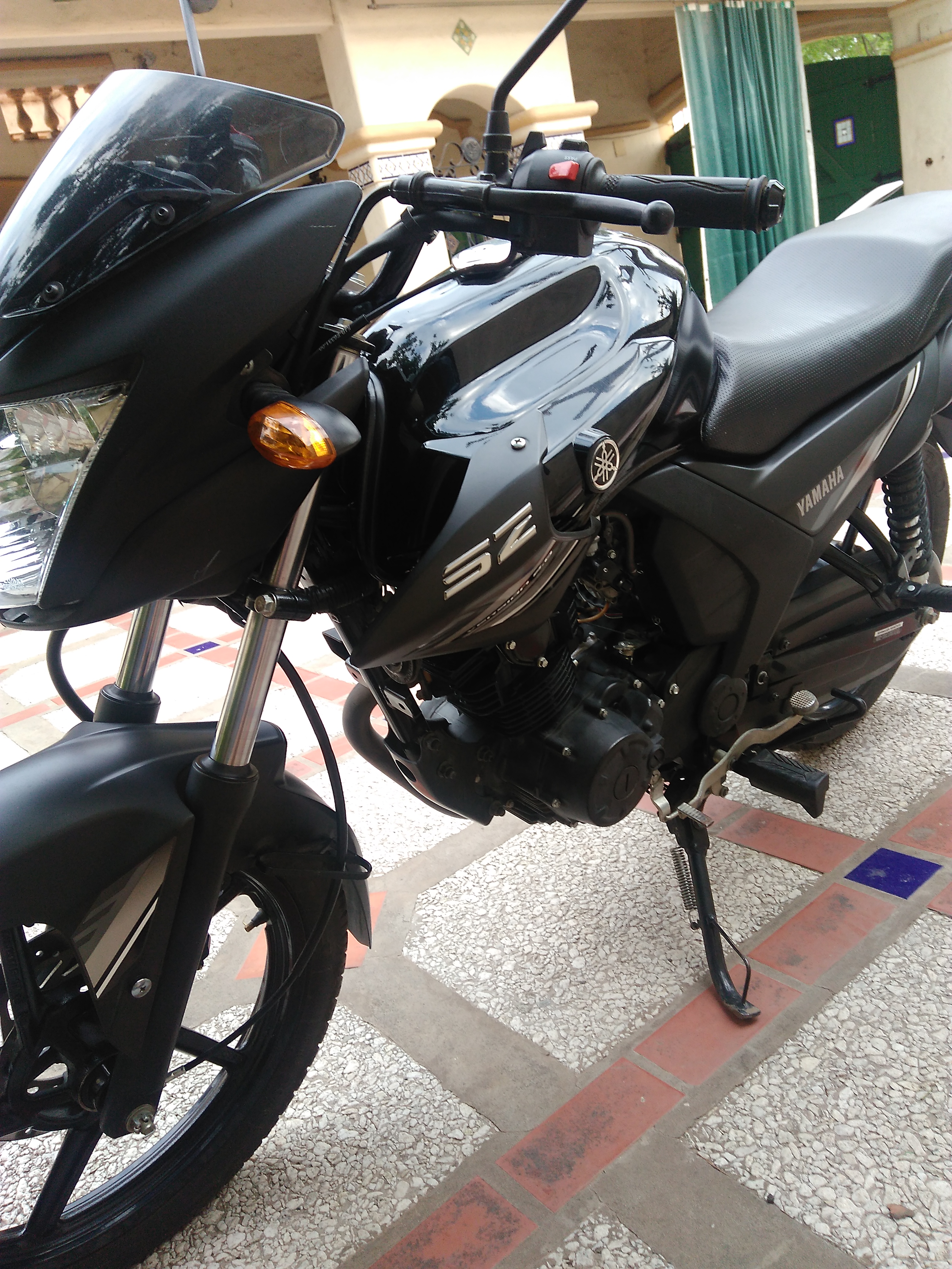 Vendo YAMAHA SZ150