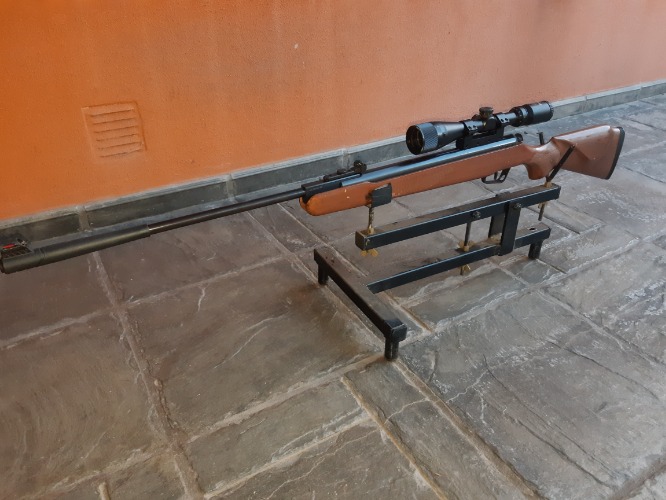 Vendo rifle aire comprimido stoeger x50 con mira telescopia stoeger 3-9×40 tiene solamente 1000 disparos de regalo dos cajas de balines: stoeger x-hun