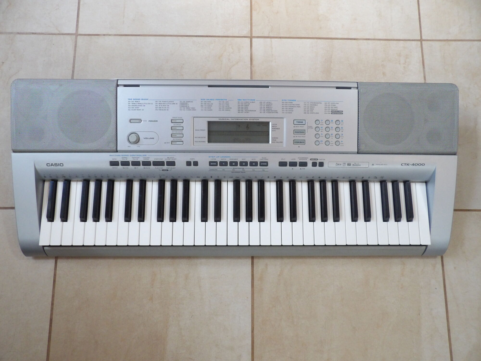 Vendo Teclado Casio CTK-4000 como nuevo