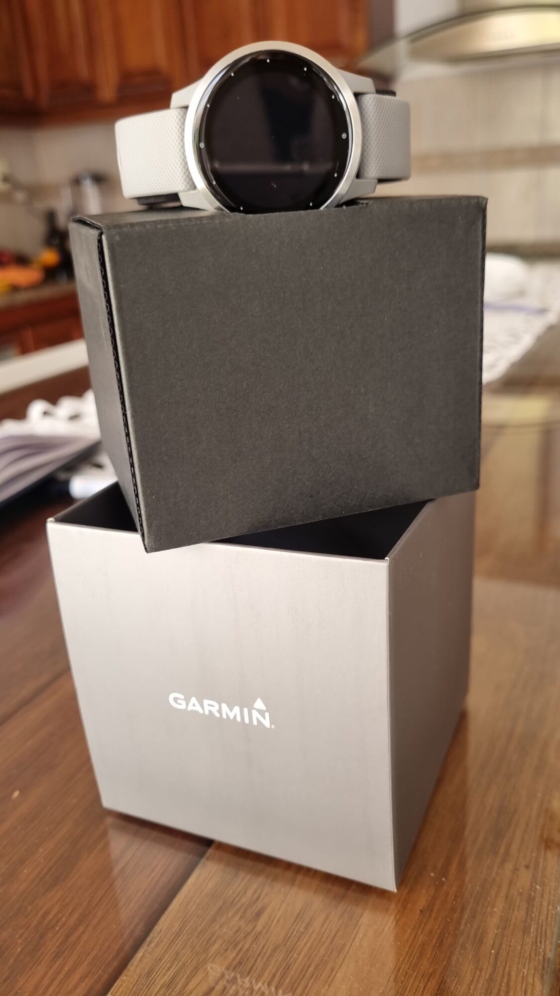 Reloj garmin viveactive s4